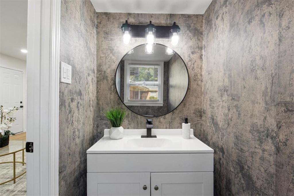 2995 Katherine Valley Road Decatur, GA 30032 - Photo 24 of 34