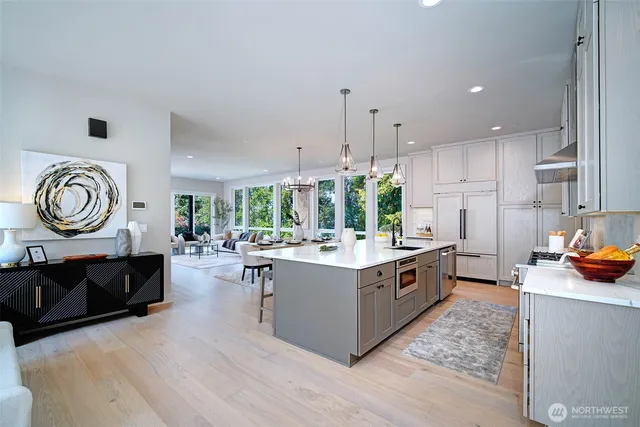 $3,594,500 | 4408 102nd Court Northeast, Kirkland, WA 98033