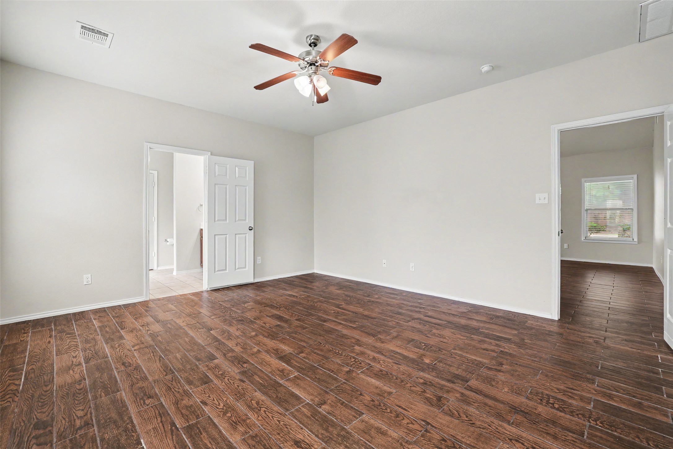 400 Falcon Lane Leander, TX 78641 - Photo 15 of 35