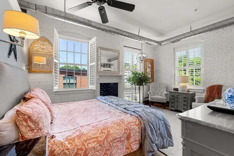 $479,000 | 25 Cedar Street, Unit 17, Amesbury, MA 01913