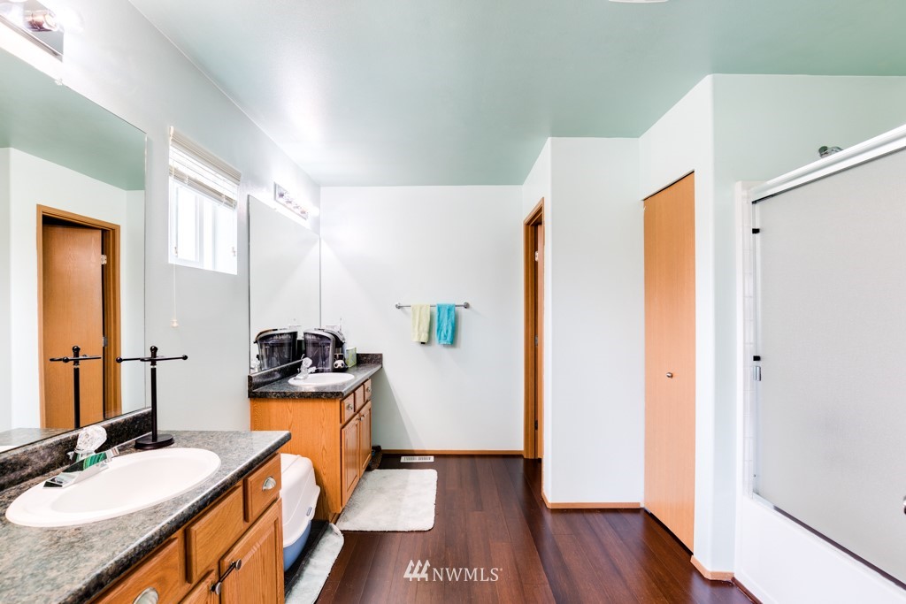 1324 191st Place Southeast Bothell, WA 98012 - Photo 21 of 25 Gallery Image 21
