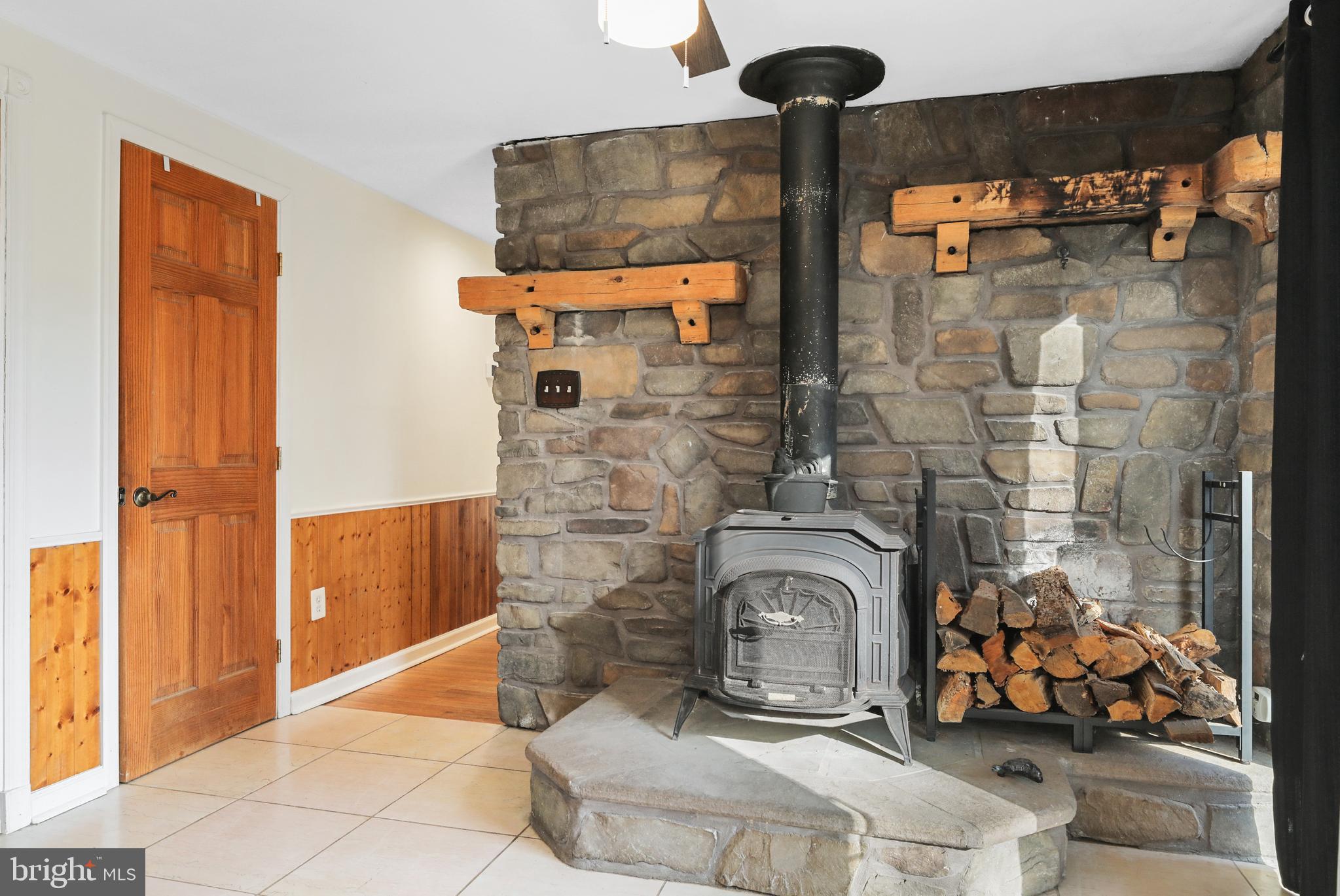 94 Skeet Road Medford, NJ 08055 - Photo 12 of 34 Stove