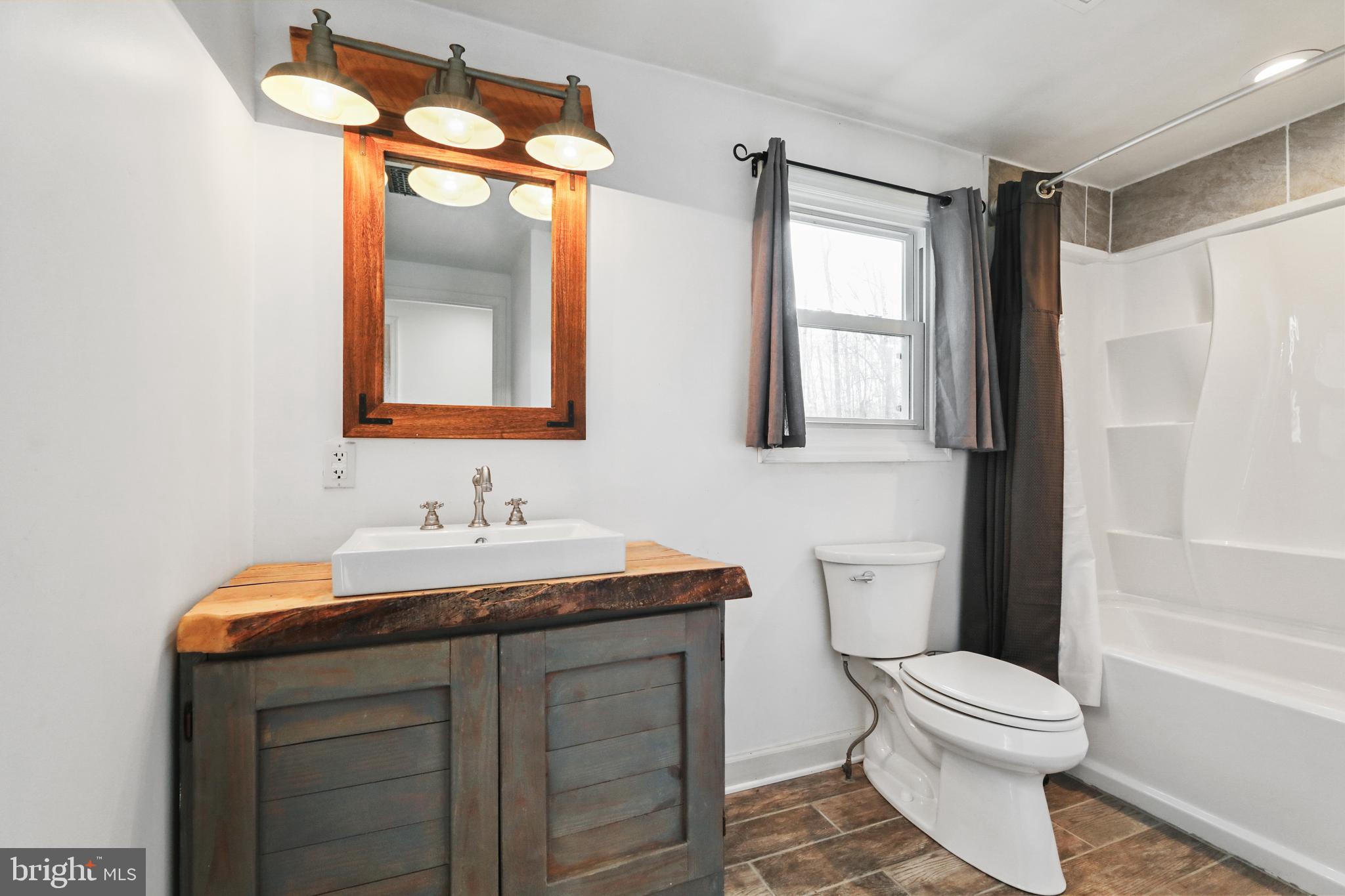 94 Skeet Road Medford, NJ 08055 - Photo 18 of 34 Bathroom