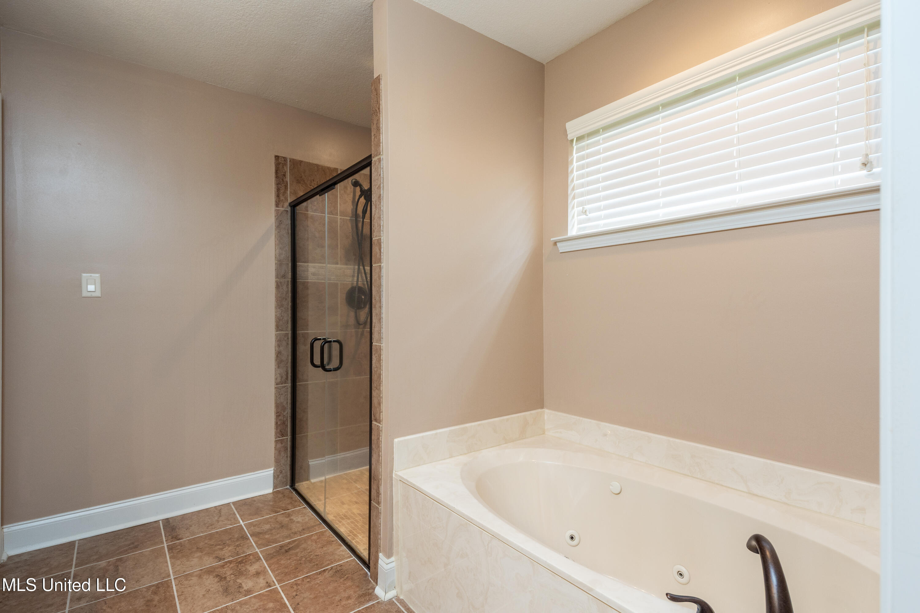 5891 Foxdale Loop Southaven, MS 38672 - Photo 15 of 24 20-FoxdaleLoop-31-17