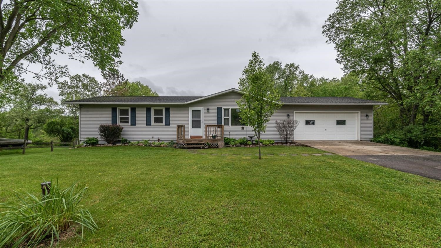 9875 Dexter-Pinckney Road Pinckney, MI 48169 - Photo 5 of 39 Photo 5