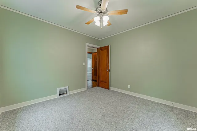 $129,900 | 1721 West Gilbert Avenue, Peoria, IL 61604