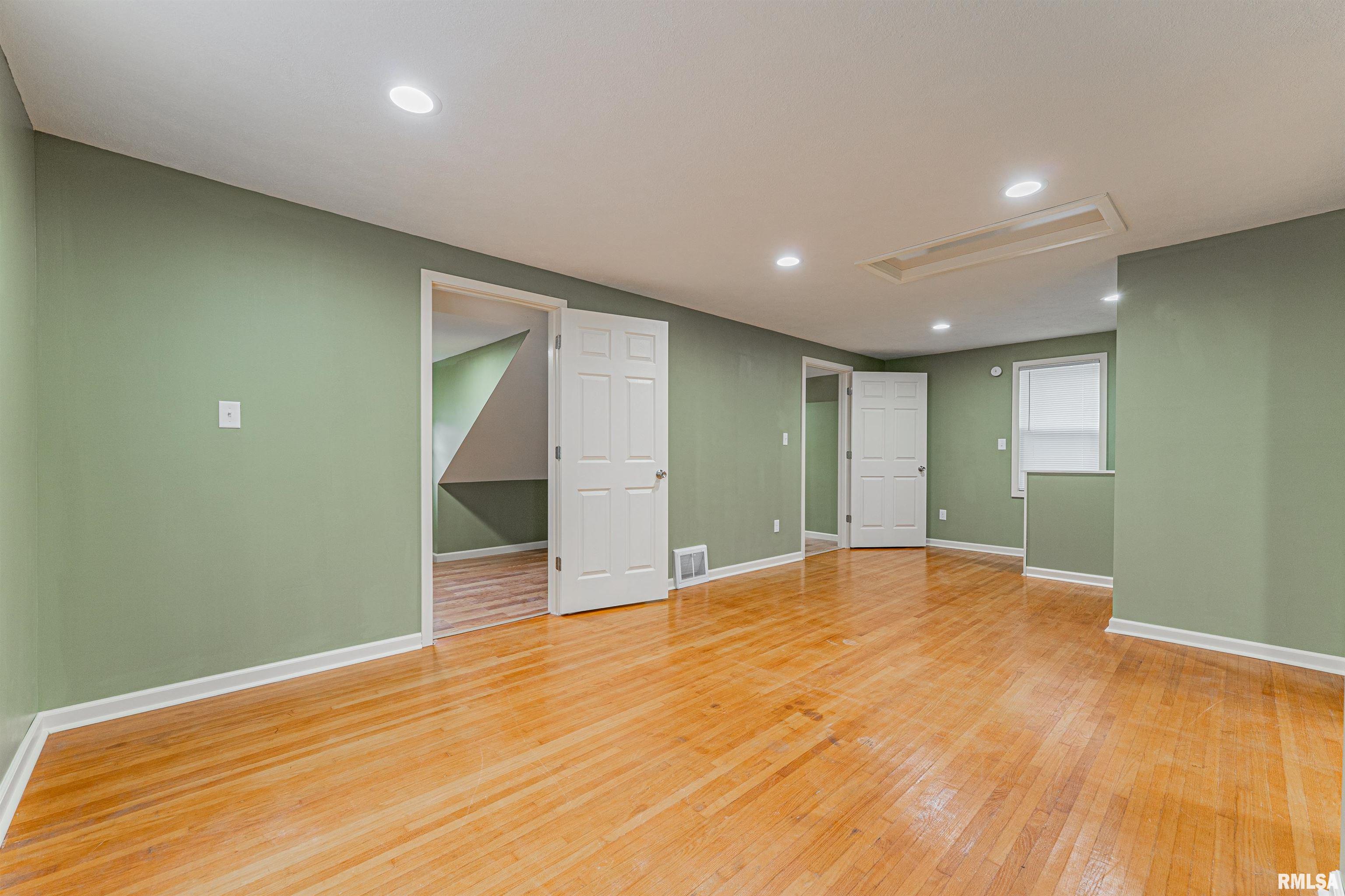 1721 West Gilbert Avenue Peoria, IL 61604 - Photo 19 of 36