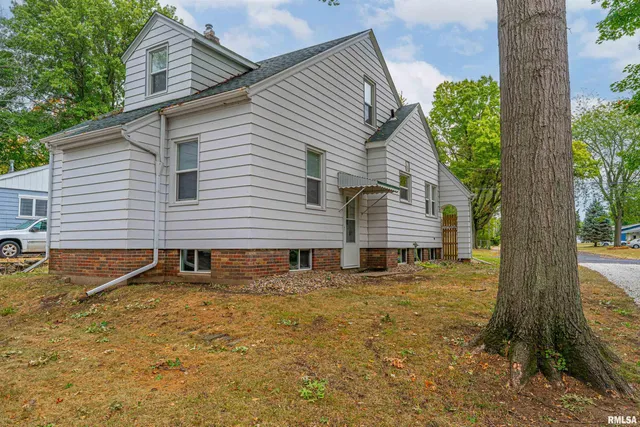 $129,900 | 1721 West Gilbert Avenue, Peoria, IL 61604