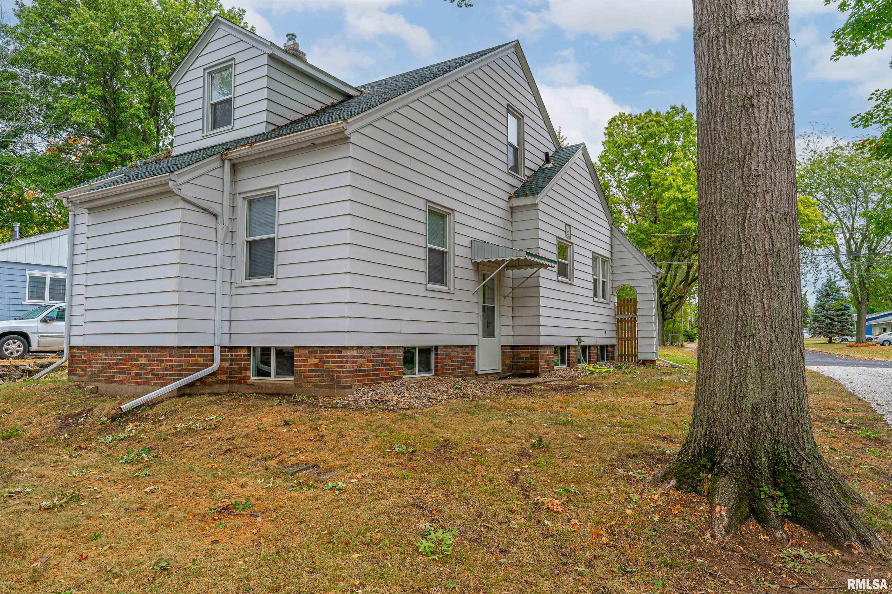 1721 West Gilbert Avenue Peoria, IL 61604 - Photo 32 of 36