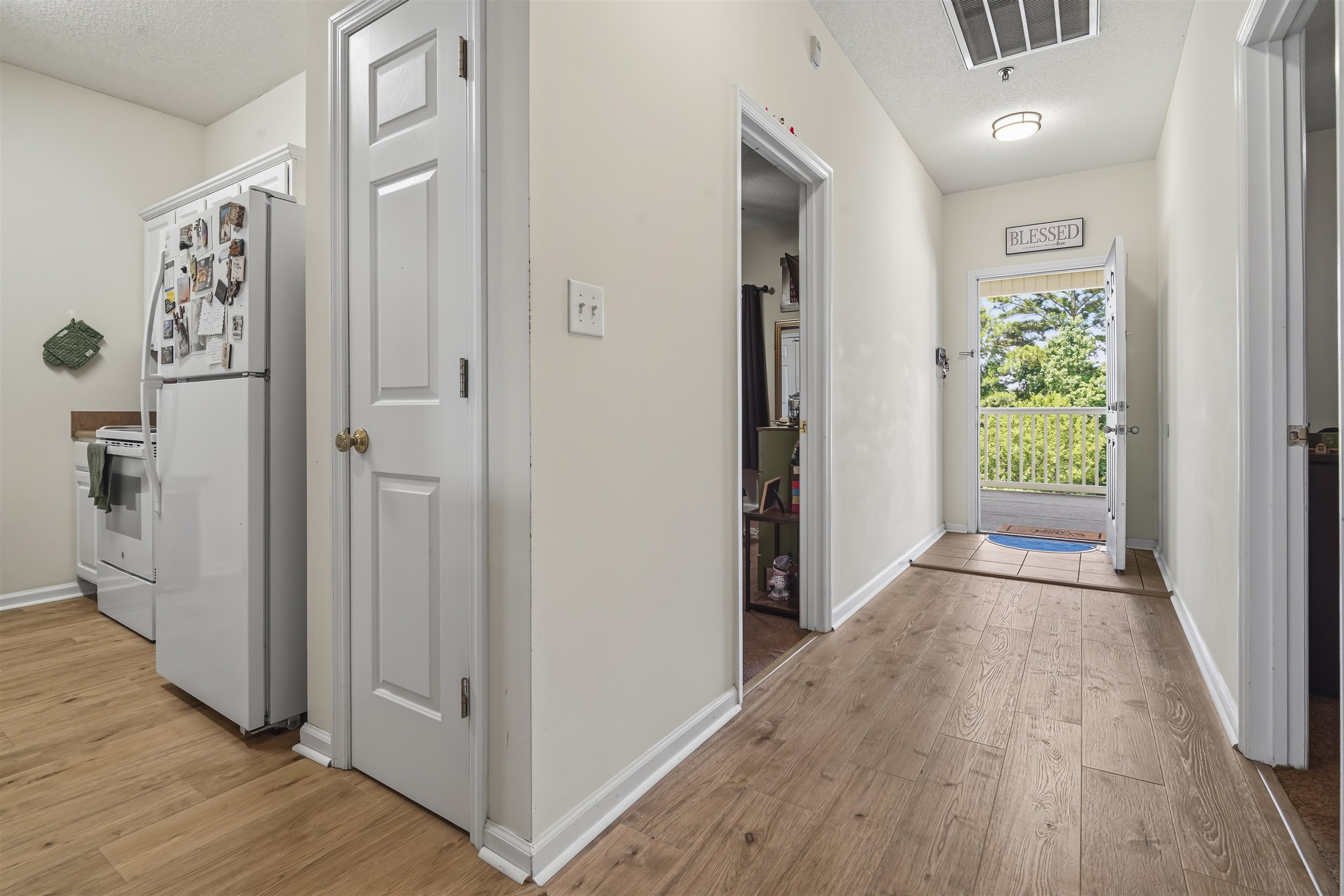 2070 Cross Gate Boulevard, Unit 303 Myrtle Beach, SC 29575 - Photo 6 of 27