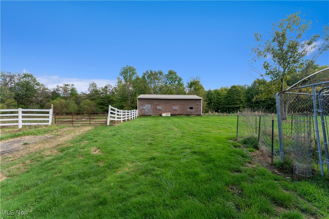 2425 Pleasant Valley Road Vienna, OH 44473 - Photo 37 of 48 Gallery Image 37
