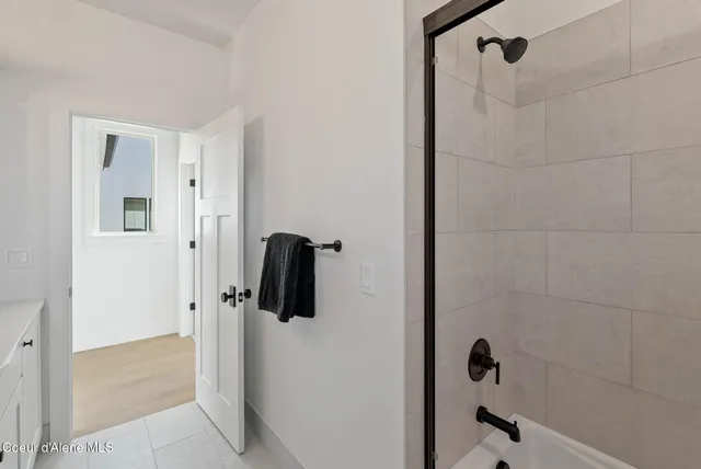 $1,100,000 | 3494 Blaze Loop, Post Falls, ID 83854