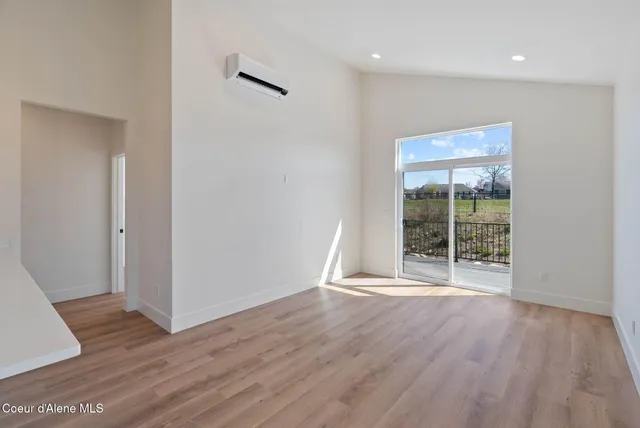 $1,100,000 | 3494 Blaze Loop, Post Falls, ID 83854