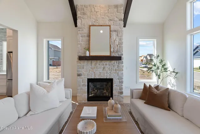 $1,100,000 | 3494 Blaze Loop, Post Falls, ID 83854