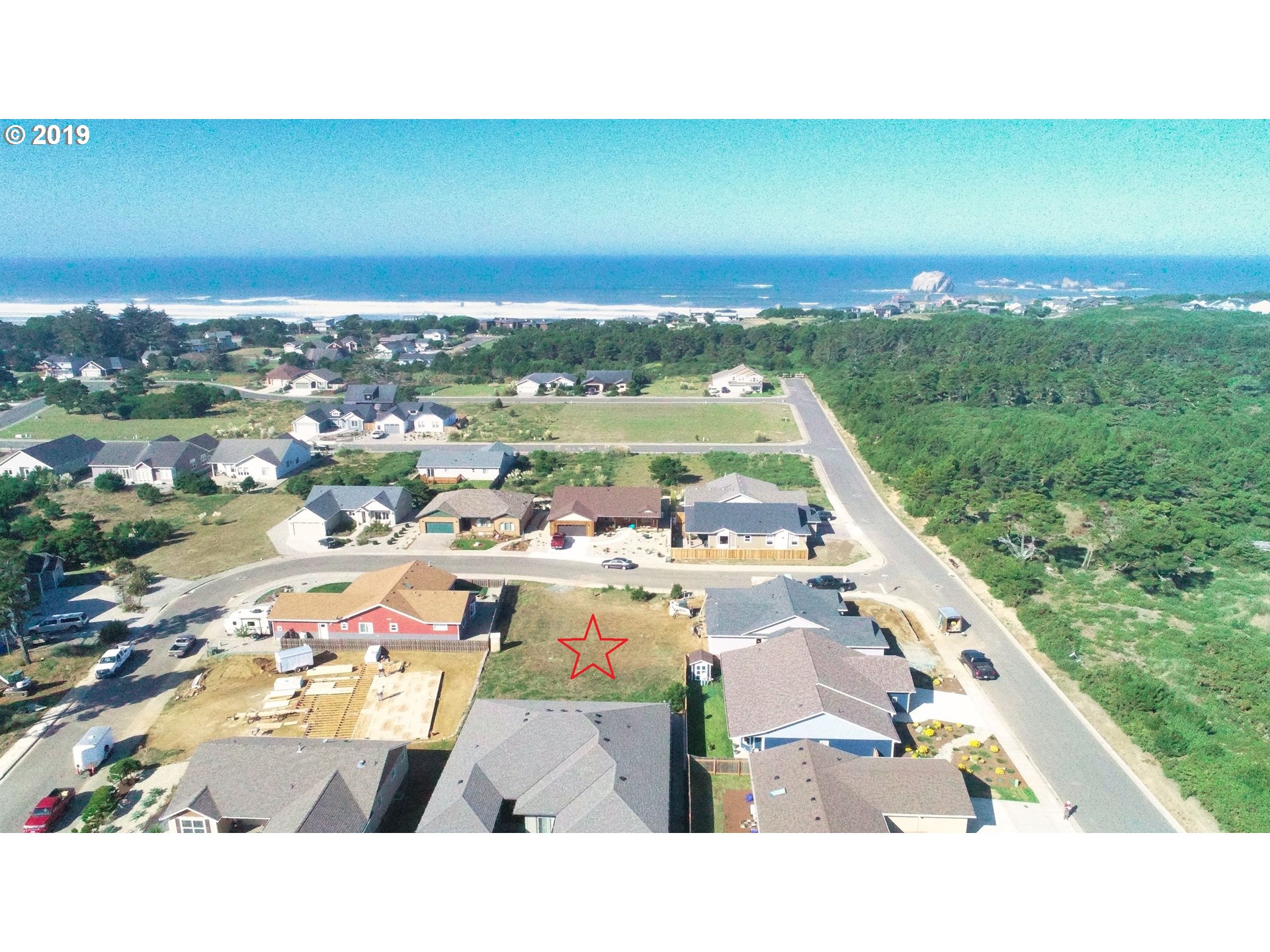 2685 Cedar Loop Bandon, OR 97411 - Photo 1 of 14 Gallery Image 1
