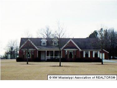 4165 Lauderdale Road Hernando, MS 38632 - Photo 1 of 1 Primary Photo