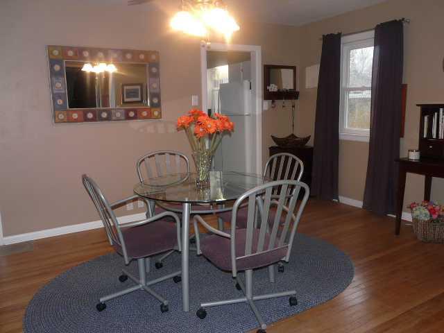 633 South Center Street Pendleton, IN 46064 - Photo 3 of 14 Gallery Image 3