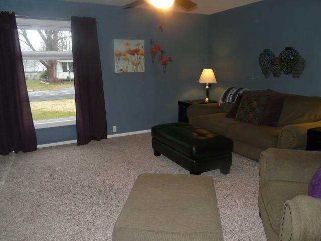 633 South Center Street Pendleton, IN 46064 - Photo 4 of 14 Gallery Image 4