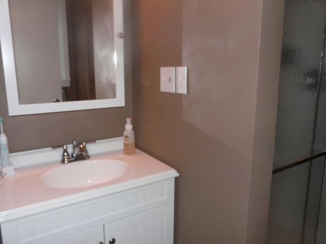 633 South Center Street Pendleton, IN 46064 - Photo 10 of 14 Gallery Image 10