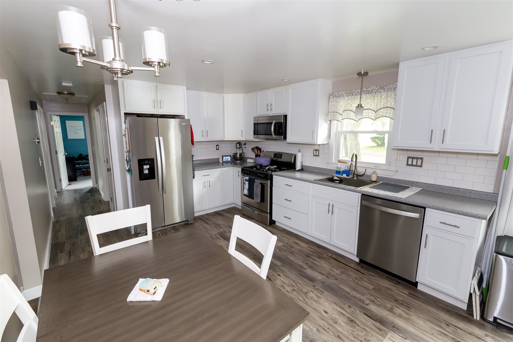 9 Comanche Street Nashua, NH 03063 - Photo 14 of 25 Gallery Image 14