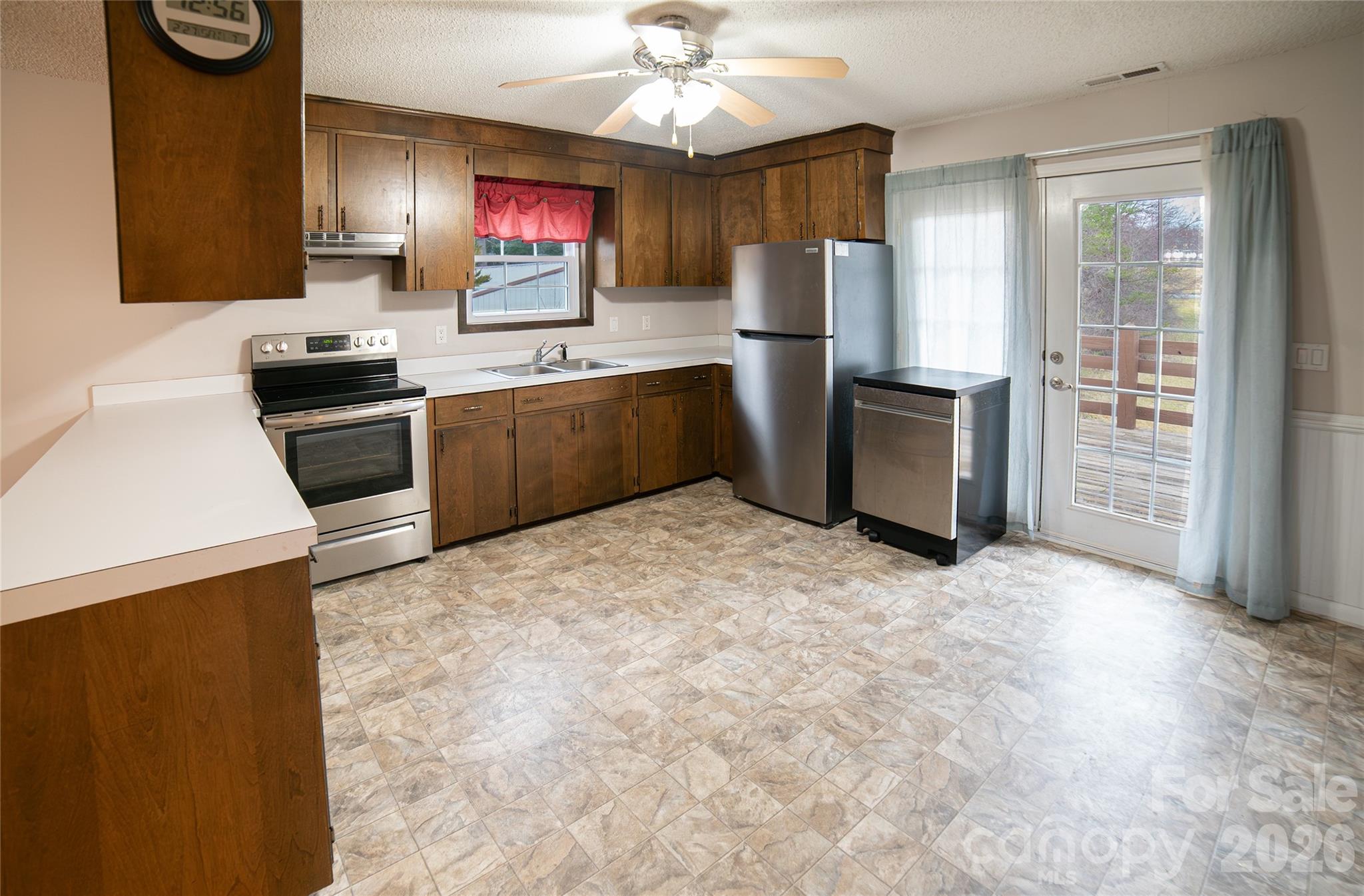 1681 Zion Hill Road Marion, NC 28752 - Photo 12 of 27