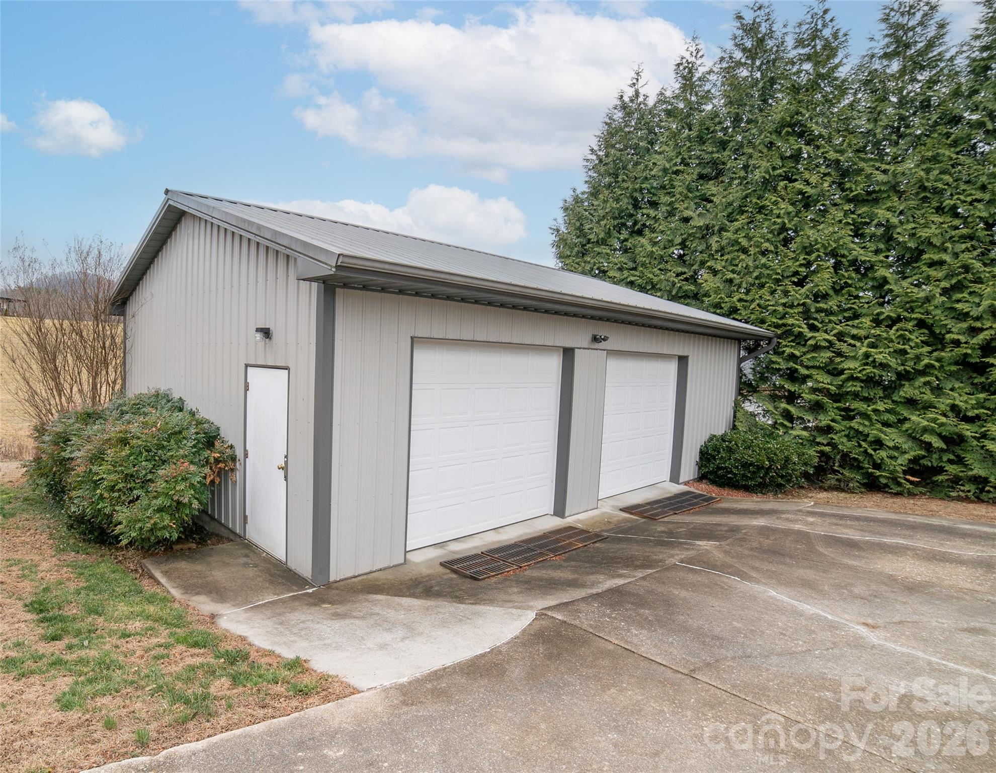 1681 Zion Hill Road Marion, NC 28752 - Photo 3 of 27