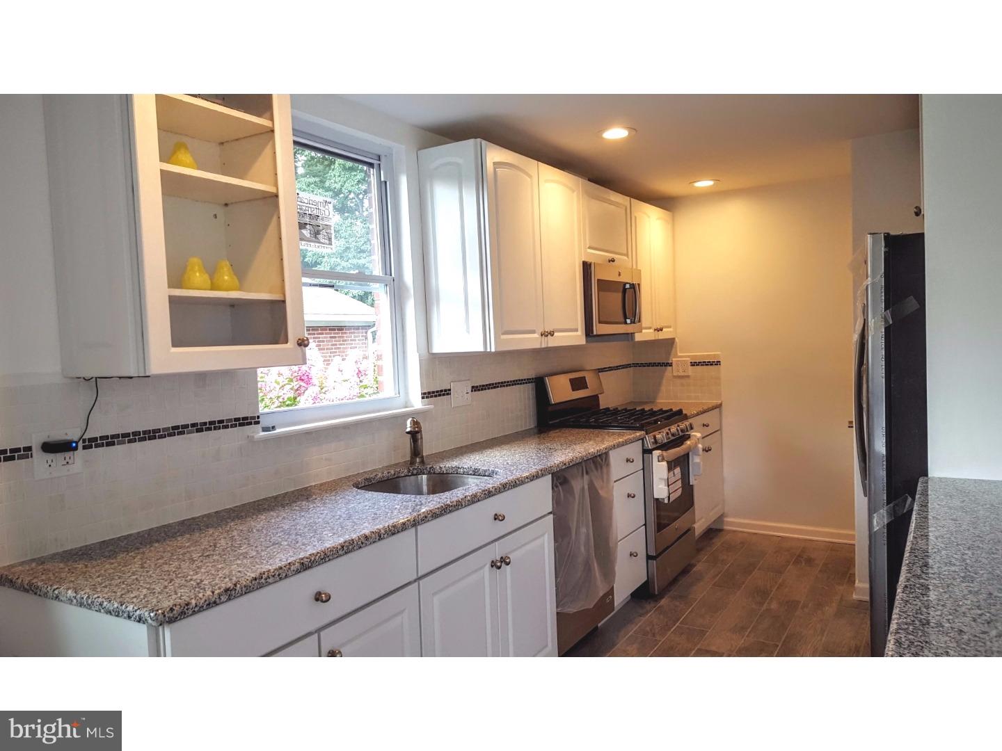 999 Rocklynn Road Springfield, PA 19064 - Photo 3 of 25 Kitchen