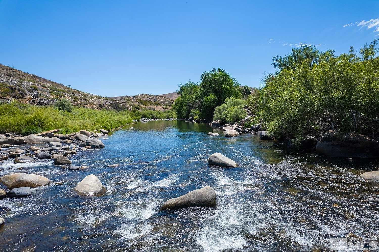 3205 Mario Road Verdi, NV 89523 - Photo 10 of 18 a view of a backyard with green space
