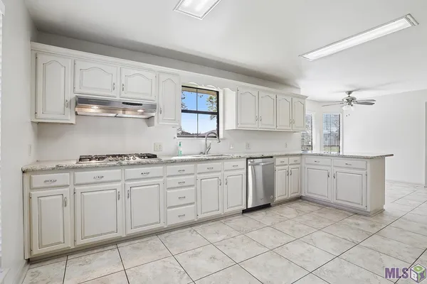 $290,000 | 7736 Amite Church Road, Denham Springs, LA 70706