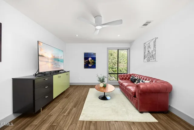 $895,000 | 125 West Mountain Street, Unit 314, Glendale, CA 91202