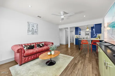 $895,000 | 125 West Mountain Street, Unit 314, Glendale, CA 91202