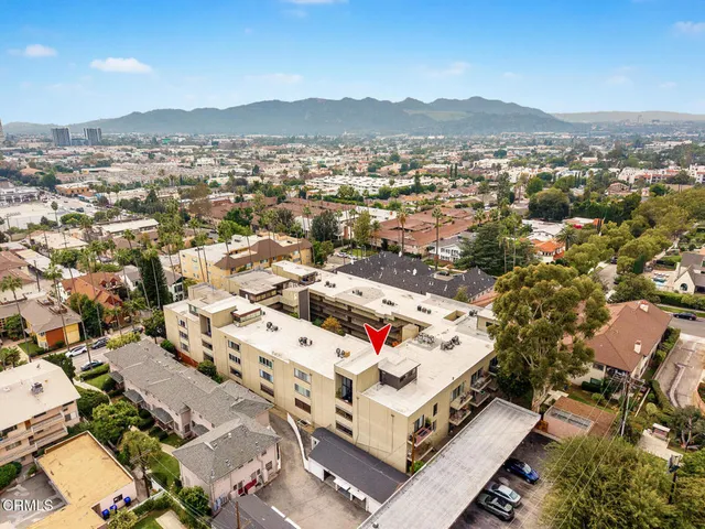 $895,000 | 125 West Mountain Street, Unit 314, Glendale, CA 91202
