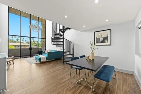 $895,000 | 125 West Mountain Street, Unit 314, Glendale, CA 91202