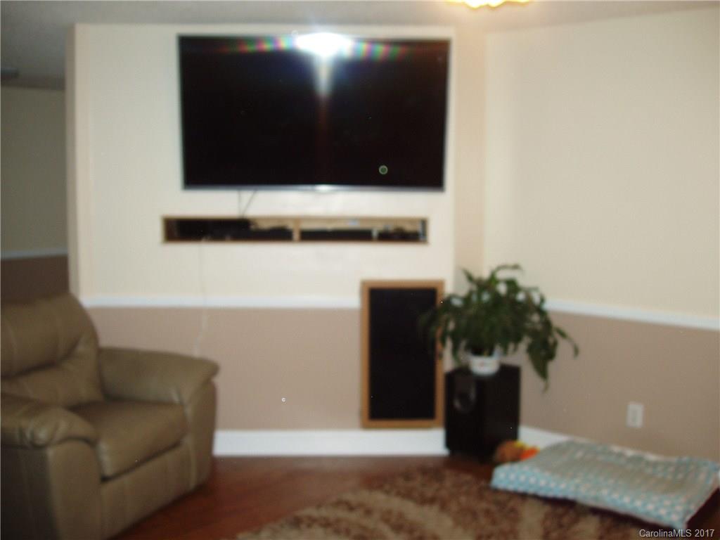 722 McDaniel Road Kings Mountain, NC 28086 - Photo 6 of 22 Gallery Image 6