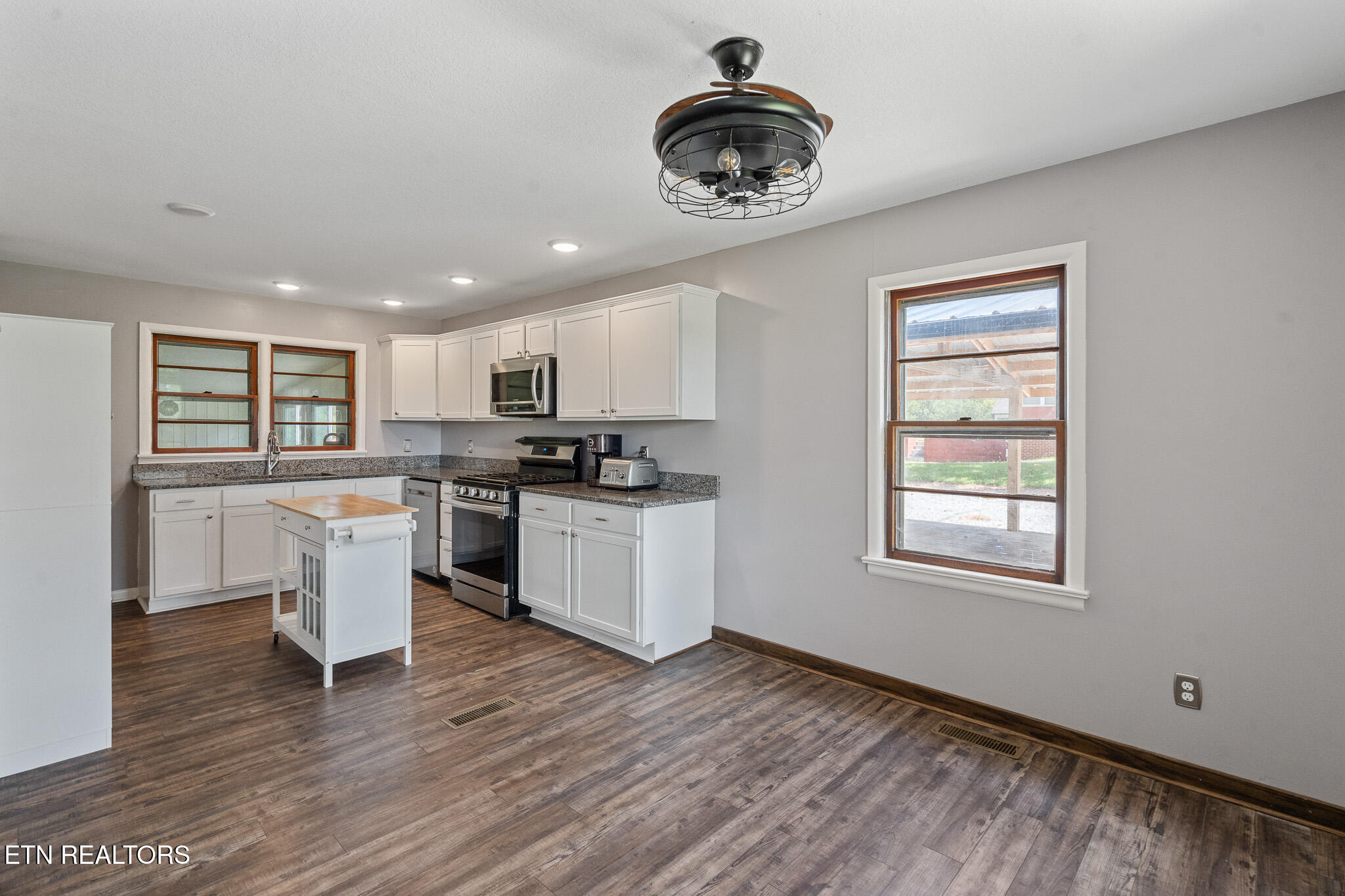 655 Old Stage Road Greeneville, TN 37745 - Photo 23 of 41 Old Stage Rd 24