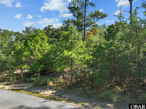 $189,000 | 113 Old Holly Lane, Kill Devil Hills, NC 27948