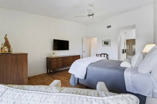 $240,000 | 5121 Oakhill Lane, Unit 423, Delray Beach, FL 33484