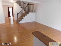 7 Sycamore Road Middlesex, NJ 08846 - Photo 2 of 17 Gallery Image 2