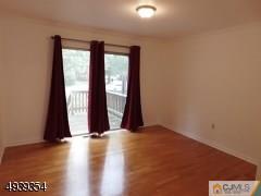 7 Sycamore Road Middlesex, NJ 08846 - Photo 6 of 17 Gallery Image 6