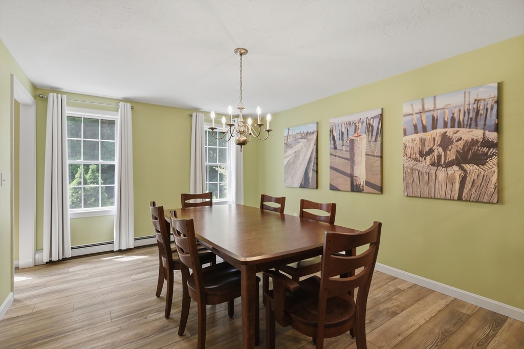 115 Hunter Road Uxbridge, MA 01569 - Photo 12 of 38