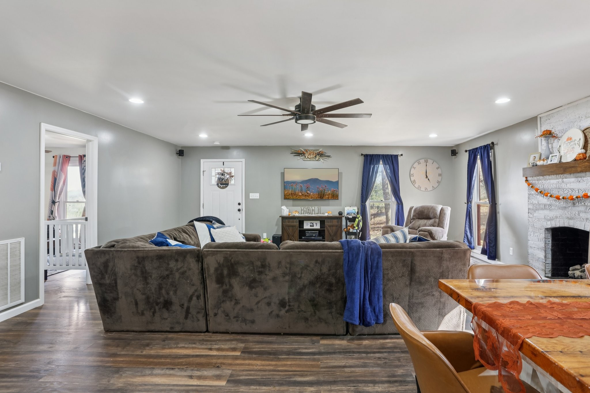4515 C M Martin Road Springfield, TN 37172 - Photo 11 of 27 a living room with fireplace furniture and a wooden floor