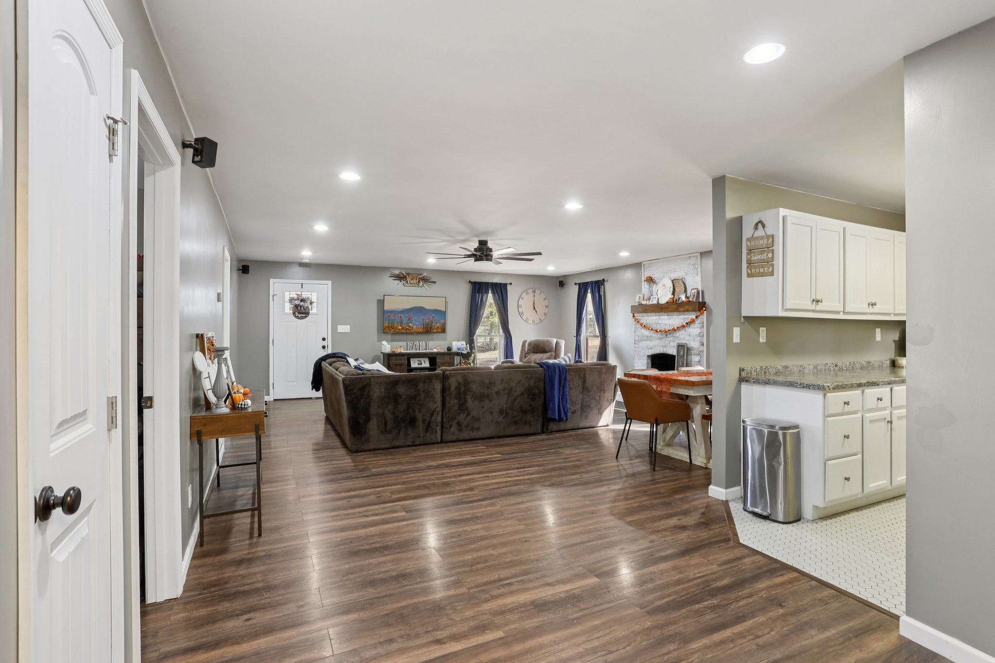 4515 C M Martin Road Springfield, TN 37172 - Photo 14 of 27 a living room with furniture kitchen view and a refrigerator