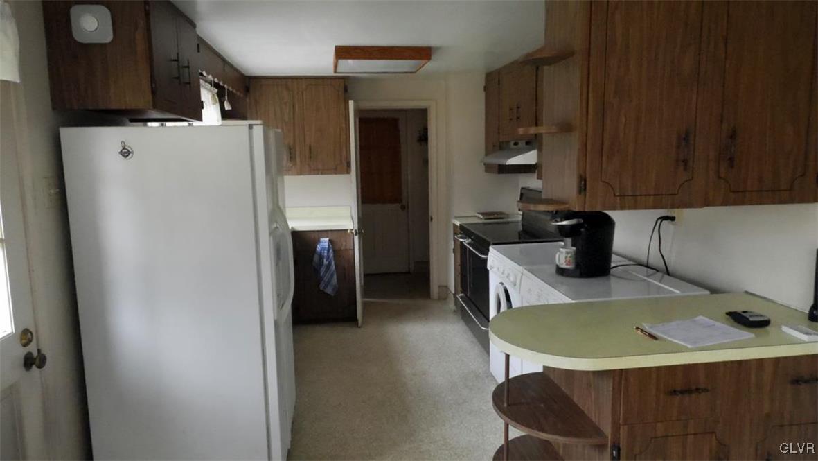 1327 Stonesthrow Road Bethlehem, PA 18015 - Photo 18 of 27 Gallery Image 18