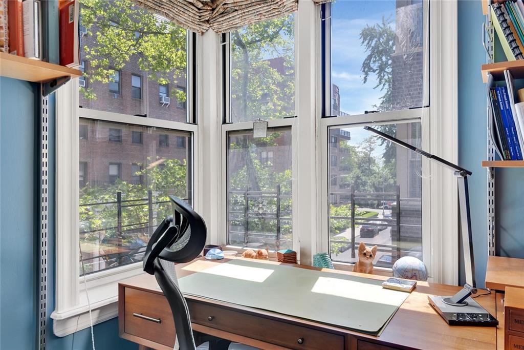 9281 Shore Road, Unit 325 Brooklyn, NY 11209 - Photo 10 of 14 Gallery Image 10