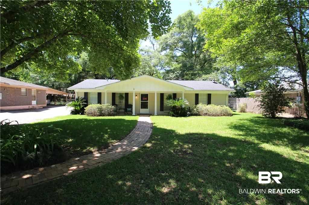 762 Linlen Avenue Mobile, AL 36609 - Photo 1 of 20