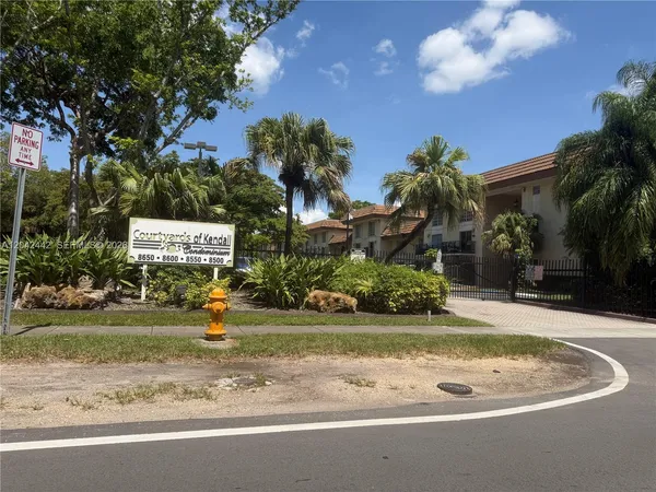 $2,200 | 8600 Southwest 109th Avenue, Unit 4231, Miami, FL 33173