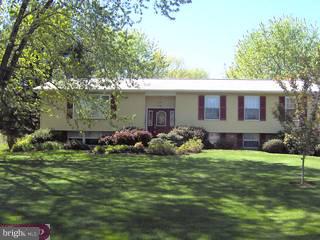 1361 Ridgeview Circle Downingtown, PA 19335 - Photo 1 of 6 Gallery Image 1