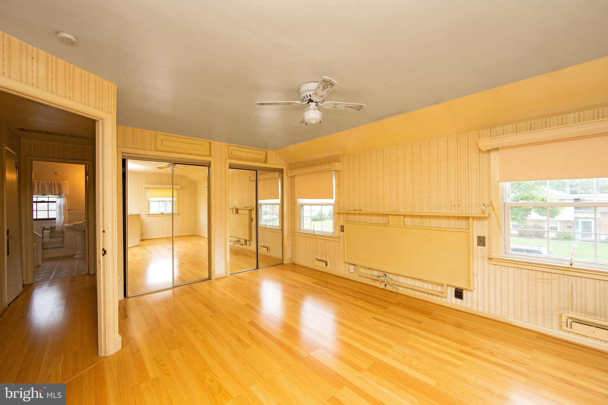 107 Meadowlark Road Stratford, NJ 08084 - Photo 23 of 34