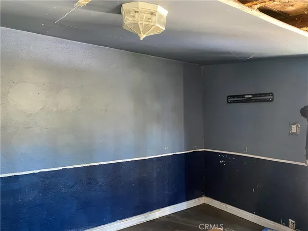 $679,000 | 3165 Oakwood Avenue, Lynwood, CA 90262