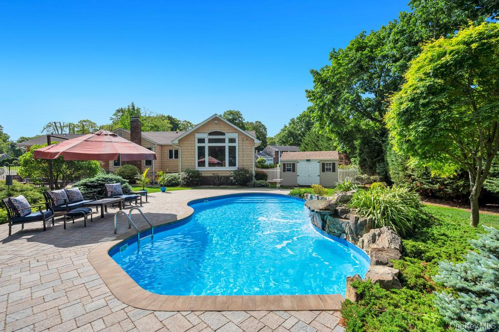 10 South Lot Road Smithtown, NY 11787 - Photo 44 of 50
